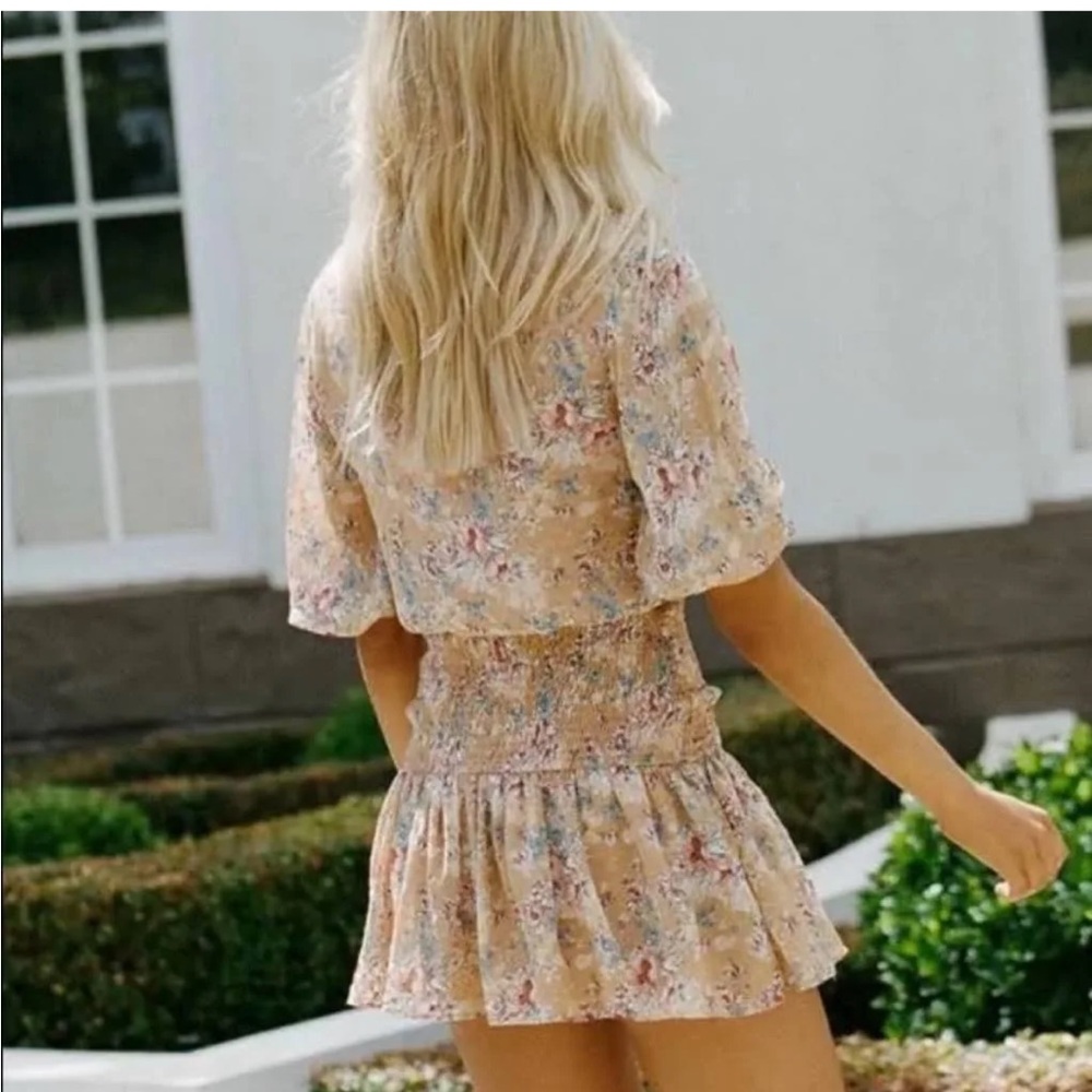 Sabo Skirt Beige Floral Dress